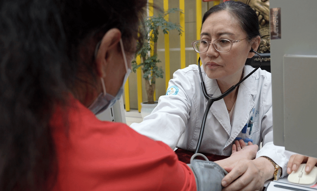 义诊送健康,护心有良方——玲珑英诚医院高血压主…